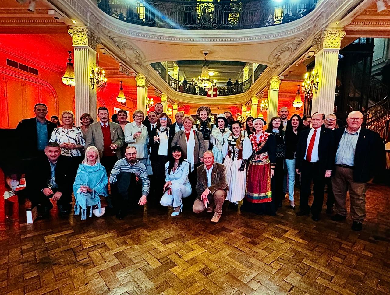 Presencia de la FASRA en la Fiesta Nacional Suiza